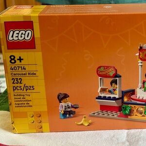 LEGO "Carousel Ride" 40714 UNOPENED Retired at the end of 2024.